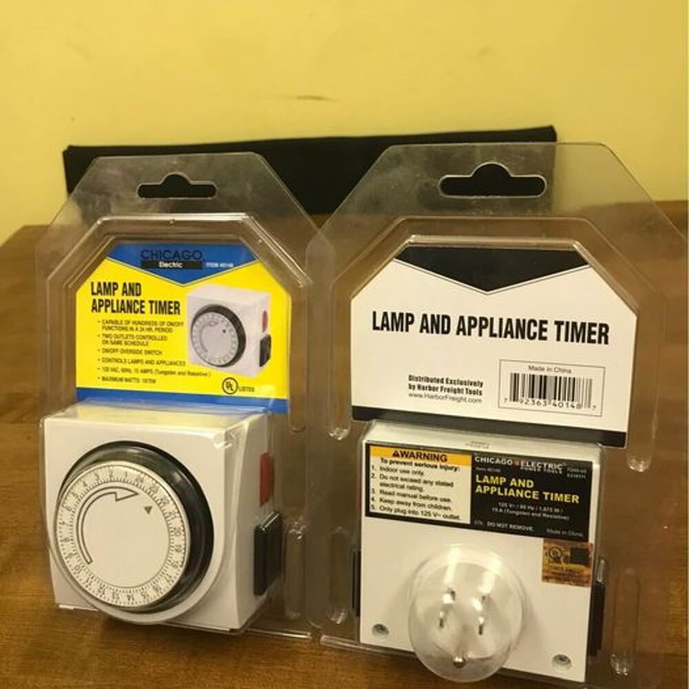 Chicago Electric Lamp‎ and Appliance Timers New